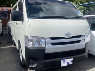 2016 Toyota Hiace