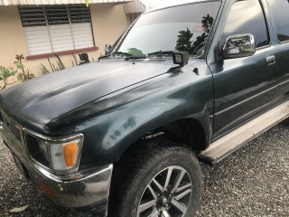 1997 Toyota Hilux