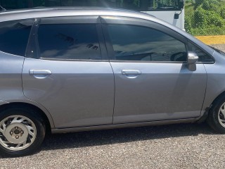 2006 Honda Fit