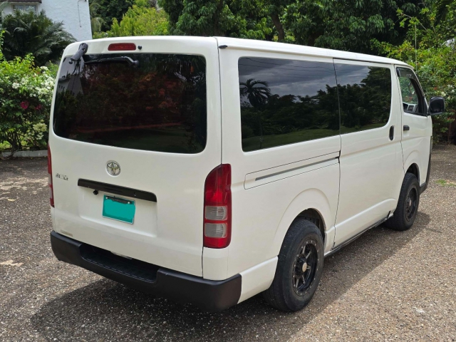 2013 Toyota Hiace for sale in Kingston / St. Andrew, Jamaica