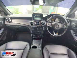 2015 Mercedes Benz CLA 180