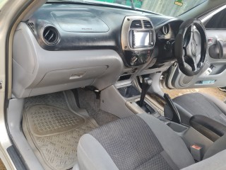 2000 Toyota Rav4