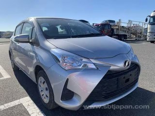 2017 Toyota Vitz