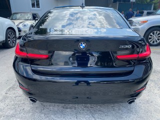 2021 BMW 330