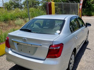 2016 Toyota COROLLA AXIO