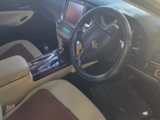 2014 Toyota crown royal for sale in St. Mary, Jamaica