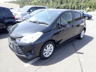 2017 Toyota Vitz