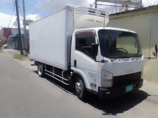 2011 Isuzu ELF