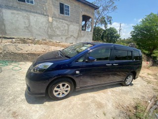 2013 Toyota Toyota Isis platana for sale in Manchester, Jamaica