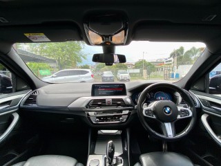 2020 BMW X4
$8,800,000