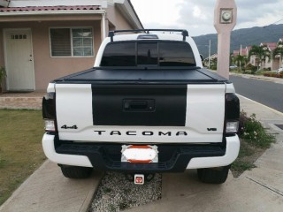 2016 Toyota Tacoma for sale in Kingston / St. Andrew, Jamaica