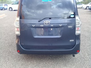 2010 Toyota voxy for sale in Manchester, Jamaica