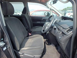 2011 Toyota Voxy XHID for sale in St. Catherine, Jamaica