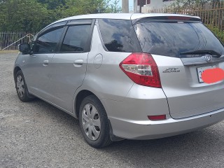 2012 Honda Honda fit shuttle for sale in Kingston / St. Andrew, Jamaica