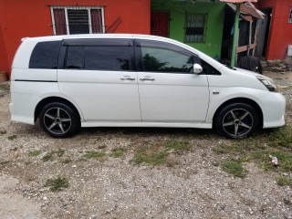 2013 Toyota Issis for sale in Kingston / St. Andrew, Jamaica