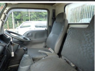 2005 Isuzu Dumper truck