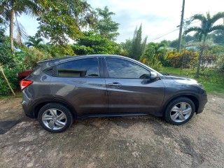 2021 Honda HRV 
$4,300,000