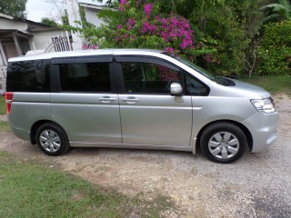 2013 Honda Stepwagon G for sale in Hanover, Jamaica