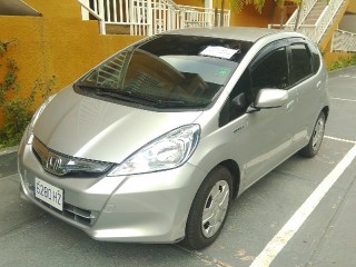 2013 Honda Fit hybrid for sale in Kingston / St. Andrew, Jamaica
