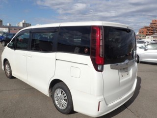 2015 Toyota Noah for sale in Kingston / St. Andrew, Jamaica