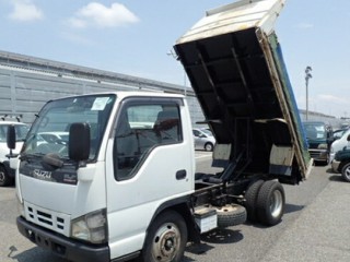 2005 Isuzu Ekf dump truck for sale in Trelawny, Jamaica