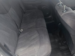 2010 Honda Fit
$850,000