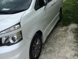 2010 Toyota Voxy ZS for sale in Westmoreland, Jamaica