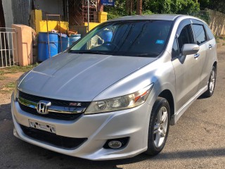 2011 Honda Stream RSZ