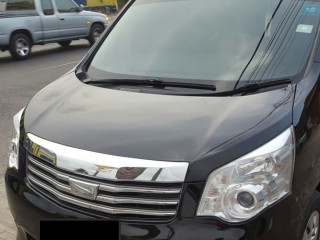 2011 Toyota noah for sale in Kingston / St. Andrew, Jamaica