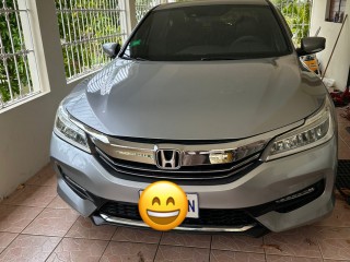 2016 Honda Accord sport
$2,600,000