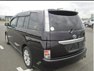 2011 Toyota Isis Platana for sale in Kingston / St. Andrew, Jamaica