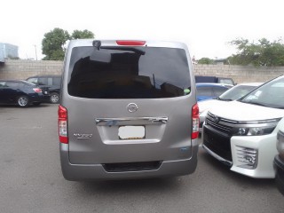 2015 Nissan Caravan