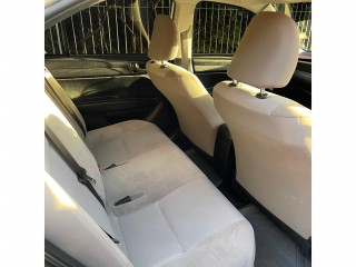 2017 Toyota Axio hydrid for sale in Kingston / St. Andrew, Jamaica