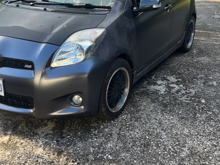 2010 Toyota Vitz