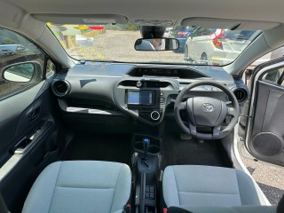 2019 Toyota Aqua hybrid 
$1,950,000