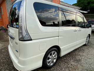 2013 Nissan Serena Highway Star for sale in Kingston / St. Andrew, Jamaica