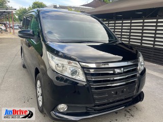 2015 Toyota NOAH