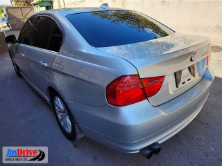 2010 BMW 325i