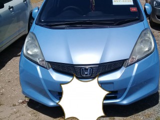 2013 Honda Fit for sale in Kingston / St. Andrew, Jamaica