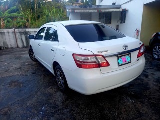 2012 Toyota Premio