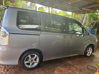 2014 Toyota Voxy for sale in Manchester, Jamaica