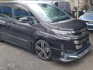 2018 Toyota Noah for sale in Kingston / St. Andrew, Jamaica