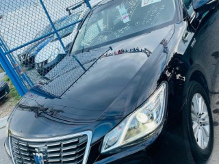 2015 Toyota Crown Hybrid for sale in Kingston / St. Andrew, Jamaica