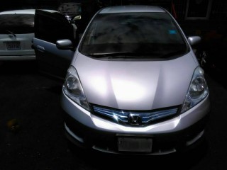 2012 Honda Fit Shuttle for sale in Kingston / St. Andrew, Jamaica