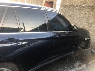 2015 BMW X5
$2,500,000