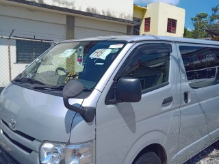 2017 Toyota Hiace Regiusace