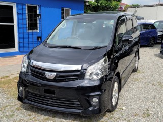 2012 Toyota Noah Si for sale in Kingston / St. Andrew, Jamaica