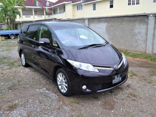 2013 Toyota PREVIA for sale in Kingston / St. Andrew, Jamaica