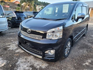 2014 Toyota Voxy ZS Kirameki 2 for sale in St. Ann, Jamaica