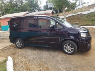 2011 Toyota Voxy zs for sale in Manchester, Jamaica